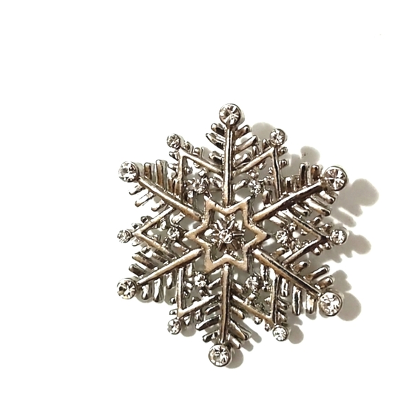 VINTAGE SNOWMAN TOGGLE BRACELET, HOOK EARRINGS & SNOWFLAKE BROOCH - Picture 4 of 11